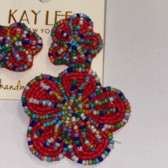 Kay Lee Multicolor Beaded Flower Earrings NWT - Picture 5 of 5